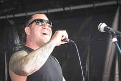 Sängerin der Musikschule Harmonie Bad Friedrichshall Gesangsauftritt beim Schachtseefest Bad Friedrichshall